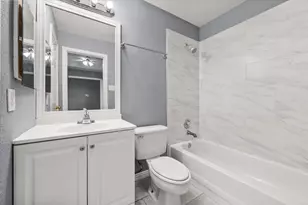 301 Andre Dr, Irving, TX 75063 - Photo 25