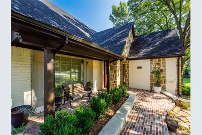 153 Meadowcreek Road, Coppell, TX 75019 - Photo 3