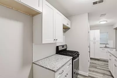 227 S Hampton Road, Dallas, TX 75208 - Photo 15