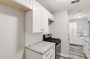 227 S Hampton Rd, Dallas, TX 75208 - Photo 15