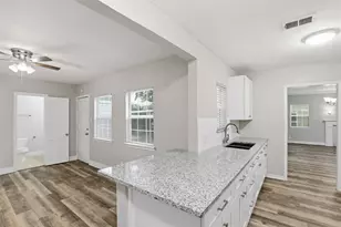 227 S Hampton Rd, Dallas, TX 75208 - Photo 17