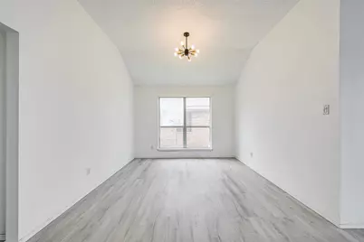 809 Elbe Drive, Arlington, TX 76001 - Photo 7