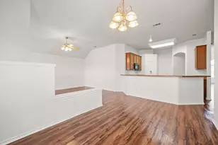 9880 Wyndbrook Dr, Frisco, TX 75035 - Photo 9