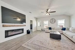 1513 Hulen Park Trl, Alvarado, TX 76009 - Photo 15