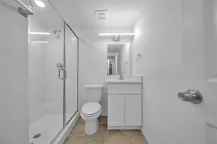 11218 Park Central Pl, Dallas, TX 75230 - Photo 15