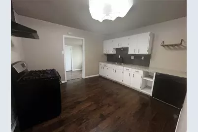 1031 Wade Hampton Street, Benbrook, TX 76126 - Photo 9