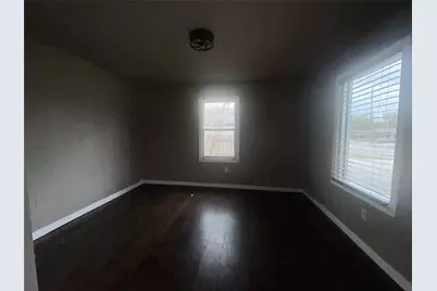 1031 Wade Hampton Street, Benbrook, TX 76126 - Photo 7