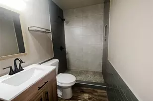 1031 Wade Hampton St, Benbrook, TX 76126 - Photo 5