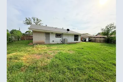11111 Jean Drive, Balch Springs, TX 75180 - Photo 19