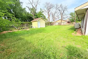 11111 Jean Dr, Balch Springs, TX 75180 - Photo 19