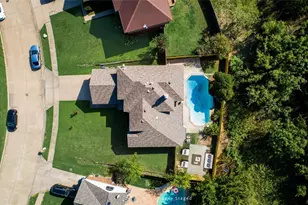 8324 Autumncrest Ct, Dallas, TX 75249 - Photo 3