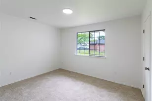 10309 Casnett Dr, Dallas, TX 75217 - Photo 13