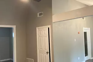 117 Laguna Bay, Lewisville, TX 75067 - Photo 11