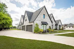 930 Harbour Oaks Ct, Fairview, TX 75069 - Photo 3