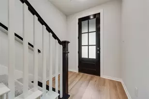 8063 Challenger Ln, Frisco, TX 75034 - Photo 3