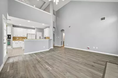 301-A Andre Drive, Irving, TX 75063 - Photo 7