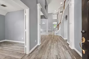 301-A Andre Dr, Irving, TX 75063 - Photo 23