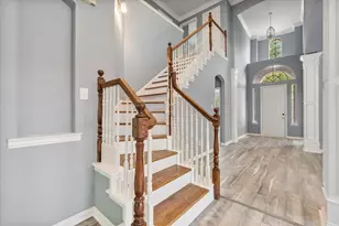 301-A Andre Dr, Irving, TX 75063 - Photo 17