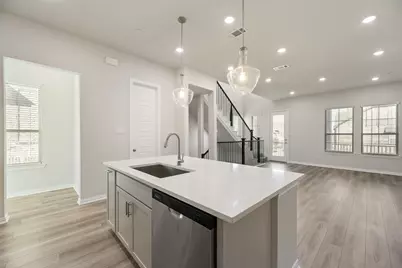 8087 Challenger Street, Frisco, TX 75034 - Photo 7