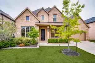 691 Meandering Ln, Frisco, TX 75033 - Photo 1
