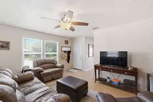 203 Gandy St, Lipan, TX 76462 - Photo 7