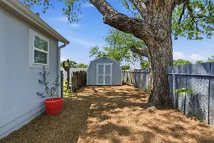 203 Gandy St, Lipan, TX 76462 - Photo 3