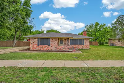 219 W Jefferson Street, Palmer, TX 75152 - Photo 3