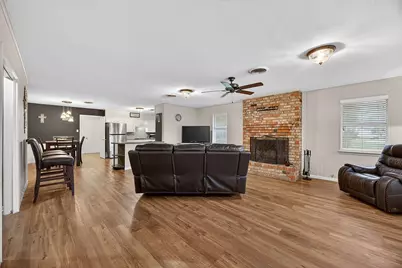 219 W Jefferson Street, Palmer, TX 75152 - Photo 9