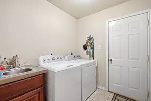 518 Robin Hood Ct, Clyde, TX 79510 - Photo 25