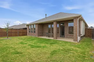 541 Breeds Hl Rd, Little Elm, TX 75068 - Photo 17