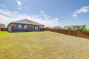 928 Ridgehurst Dr, Godley, TX 76044 - Photo 39