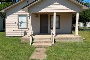 109 S 5th St, Sanger, TX 76266 - Photo 11