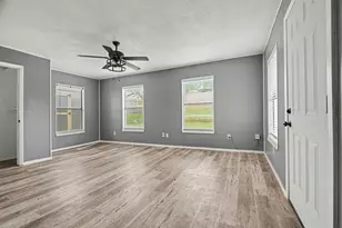 1629 Brent Ct, Grand Prairie, TX 75051 - Photo 21