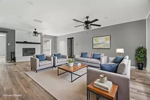 1629 Brent Ct, Grand Prairie, TX 75051 - Photo 11