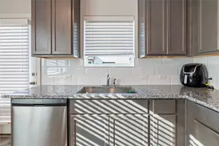 1141 Rusk Wy, Lewisville, TX 75077 - Photo 13