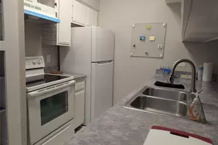 7522 Holly Hill Dr, Dallas, TX 75231 - Photo 9