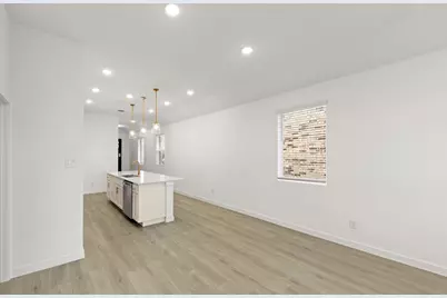 5925 Laurel Lake Lane, Pilot Point, TX 76258 - Photo 11