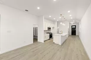 5925 Laurel Lk Ln, Pilot Point, TX 76258 - Photo 7