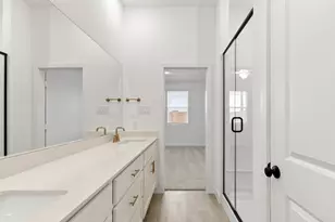 5925 Laurel Lk Ln, Pilot Point, TX 76258 - Photo 19