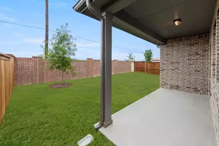 5925 Laurel Lk Ln, Pilot Point, TX 76258 - Photo 25