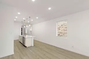 5925 Laurel Lk Ln, Pilot Point, TX 76258 - Photo 3