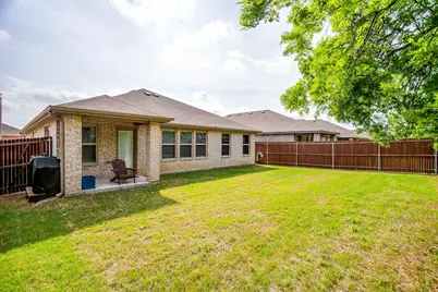 9912 Mescalbean Boulevard, Fort Worth, TX 76036 - Photo 23
