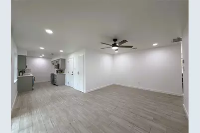 2933 Hunting Drive, Fort Worth, TX 76119 - Photo 5