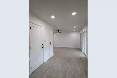 2933 Hunting Drive, Fort Worth, TX 76119 - Photo 7