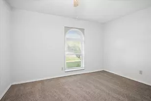 1109 Loving Trail, Grand Prairie, TX 75052 - Photo 11