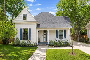 309 E Franklin St, Hillsboro, TX 76645 - Photo 1