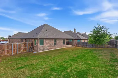 324 Sherbrook Street, Van Alstyne, TX 75495 - Photo 25