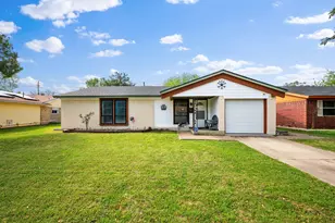 333 Sparks St, Grand Prairie, TX 75051 - Photo 1