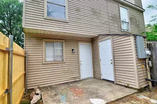 9563 Olde Towne Row, Dallas, TX 75227 - Photo 7