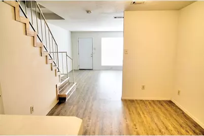 9563 Olde Towne Row, Dallas, TX 75227 - Photo 3